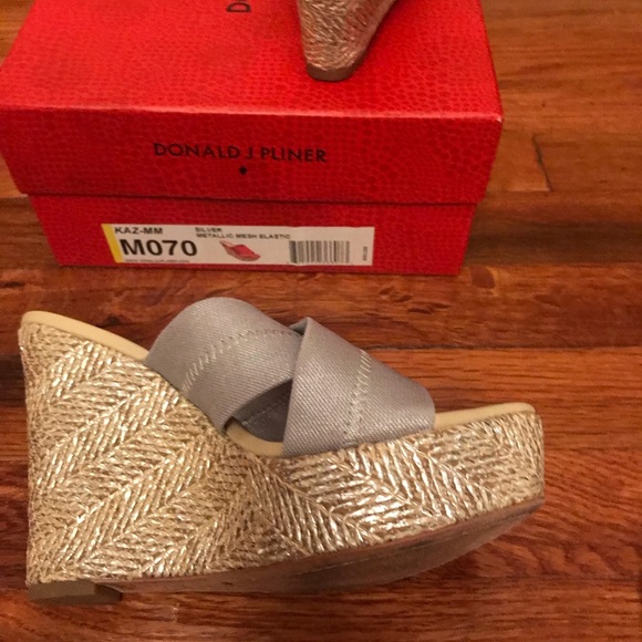 Shoes - Picture 3 of 6